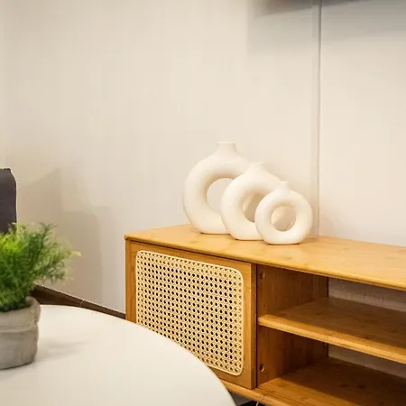 Big S Andrea- Privat Parking-netflix-self Ck -450m From The Villa Quartu SantʼElena