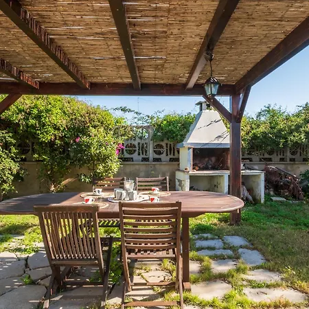 Big S Andrea- Privat Parking-netflix-self Ck -450m From The Villa Quartu SantʼElena