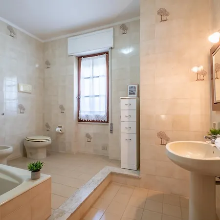 Big S Andrea- Privat Parking-netflix-self Ck -450m From The Villa Quartu SantʼElena