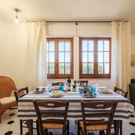 Big S Andrea- Privat Parking-netflix-self Ck -450m From The Quartu SantʼElena