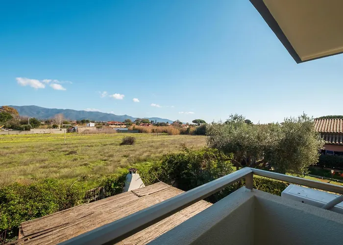 Big S Andrea- Privat Parking-netflix-self Ck -450m From The * Quartu SantʼElena