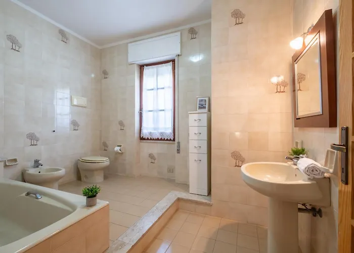Big S Andrea- Privat Parking-netflix-self Ck -450m From The Villa Quartu SantʼElena
